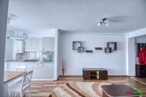 apartament-cu-3-camere-semidecomandat-de-inchiriat-zona-turnisor-6