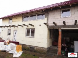 casa-cu-teren-si-anexe-in-babasesti-id-21662-1