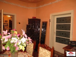 casa-cu-teren-si-anexe-in-babasesti-id-21662-4