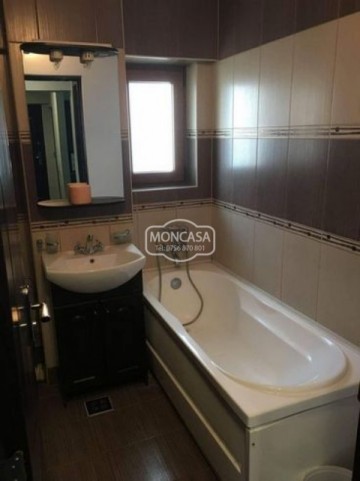 apartament-2-camere-zona-geroge-enescu-floraria-yoli-etaj-3-0