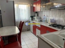 apartament-3-camere-decomandat-de-vanzare-cetate