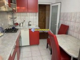 apartament-3-camere-decomandat-de-vanzare-cetate-5