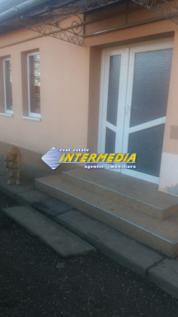 casa-de-vanzare-cu-teren-de-1100-mp-zona-obreja-7