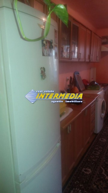 casa-de-vanzare-cu-teren-de-1100-mp-zona-obreja-9