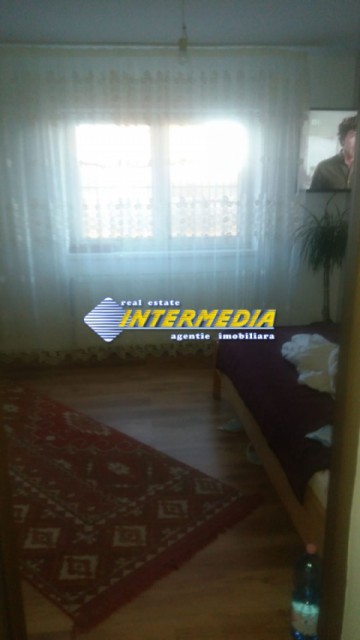 casa-de-vanzare-cu-teren-de-1100-mp-zona-obreja-15