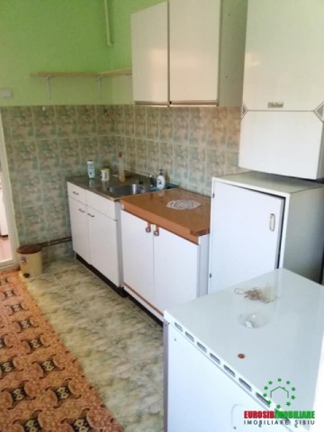 apartament-3-camere-la-casa-de-inchiriat-in-sibiu-zona-calea-dumbravii-6