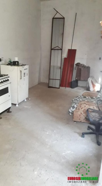 spatiu-productie-sau-depozitare-35-mp-de-inchiriat-in-sibiu-zona-turnisor-1
