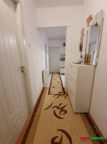 apartament-3-camere-decomandat-zona-rahovei-4