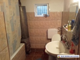 casa-3-camere-teren-800-mp-de-vanzare-in-stoenesti-arges-15