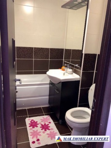 apartament-3-camere-cf-1-34-campulung-3
