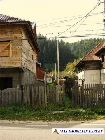 teren-435-mp-intravilan-rucar-2