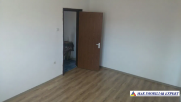 apartament-3-camere-cf-2-44-campulung-1