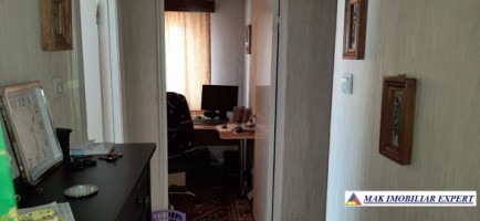 vand-apartament-3-camere-campulung-muscel-grui-areges-8