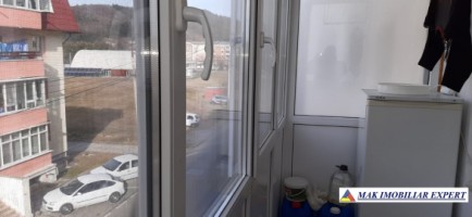 vand-apartament-3-camere-campulung-muscel-grui-areges-20