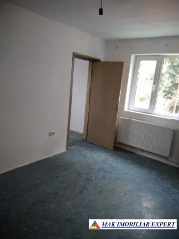 apartament-3-camere-cf-3-14-campulung-1