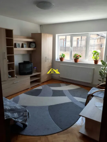 propietar-vand-apartament-cu-o-camera