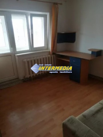 3-camere-decomandat-in-cartierul-ampoi-3-de-vanzare-4
