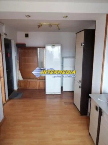 3-camere-decomandat-in-cartierul-ampoi-3-de-vanzare-6