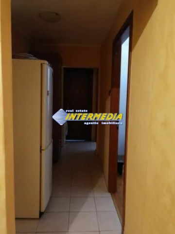 apartament-3-camere-decomandat-in-cartierul-cetate-alba-iulia-3