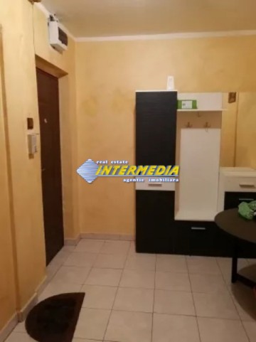 apartament-3-camere-decomandat-in-cartierul-cetate-alba-iulia-5