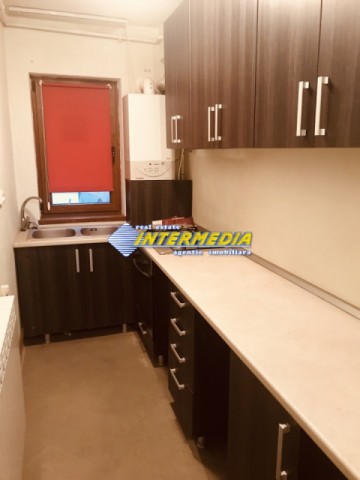 apartament-2-camere-de-vanzare-in-cartierul-cetate-zona-bulevard-1