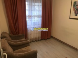 apartament-2-camere-de-vanzare-in-cartierul-cetate-zona-bulevard-5
