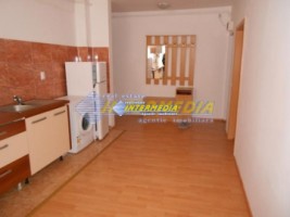 2-camere-de-vanzare-in-bloc-nou-alba-iulia-zona-cetate-1