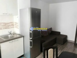 garsoniera-decomandata-in-cetate-zona-mercur-finisata-mobilata-etaj-2-1