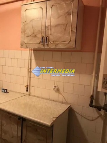 garsoniera-de-vanzare-in-cetate-etaj-2-decomandata-4