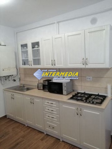 apartament-2-camere-de-inchiriat-in-cetate-zona-bulevard-mobilat-utilat-4