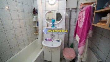 3-camere-decomandat-in-cetate-zona-bulevard-alba-iulia-3