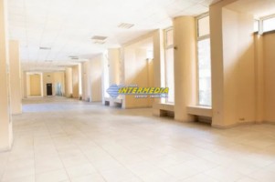 spatiu-comercial-de-inchiriat-in-cetate-finisat-1