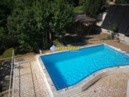 casa-in-cartierul-cetate-de-vanzare-finisata-cu-piscina-1