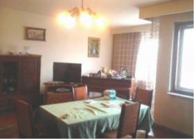 vand-apartament-pe-2-nivele-zona-faget-brasov-0