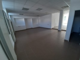 spatiu-comercial-160-mp-calea-nationala-4