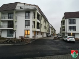 apartament-2-camere-intabulat-doar-750-euromp-zona-lacul-lui-binder-6
