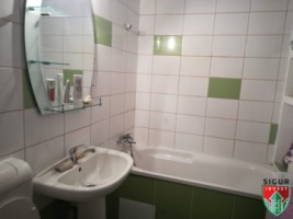 apartament-2-camere-decomandat-zona-terezian-o-parcare-gratuita-11