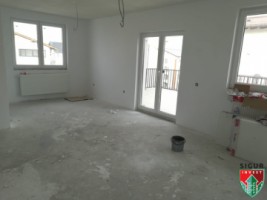 apartament-4-camere-tip-penthouse-doua-terase-mari-pret-avantajos-11