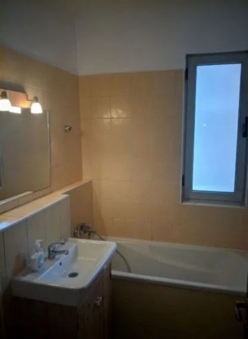 apartament-2-camere-quadra-1