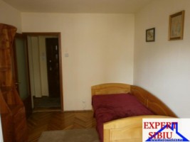 inchiriez-apartament-3-camere-decomandatzona-calea-dumbravii-3