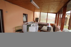 inchiriez-apartament-2-camere-la-casa-zona-semicentrala-4