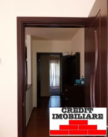 apartament-4-camere-decomandat-zona-garii