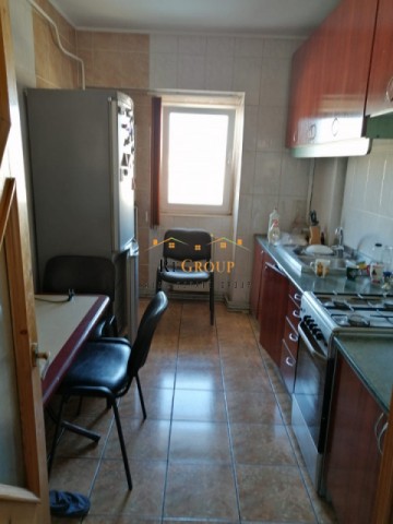 inchiriere-apartament-3-camere-decomandat-nicolina-4