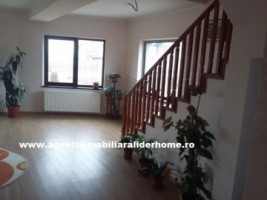 casa-spatioasa-cu-teren-tulbureni-12