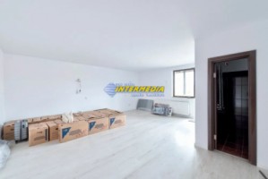 apartament-nou-4-camere-2-bai-2-balcoane-mari-scara-interioara-cetate-finisat-modern-si-loc-parcare-2