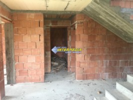 casa-de-vanzare-in-rosu-in-alba-iulia-teren-450-mp-3