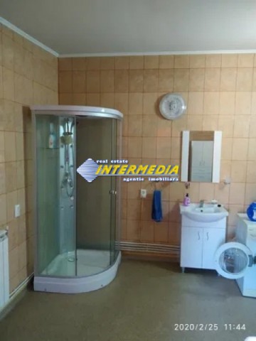 casa-2-corpuri-cladire-in-alba-iulia-zona-centru-4