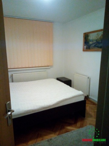apartament-3-camere-decomandat-zona-strand-2