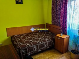 apartament-2-camere-de-vanzare-in-cetate-etaj-2-decomandat-5