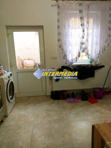 casa-cu-3-camere-de-vanzare-in-centru-13